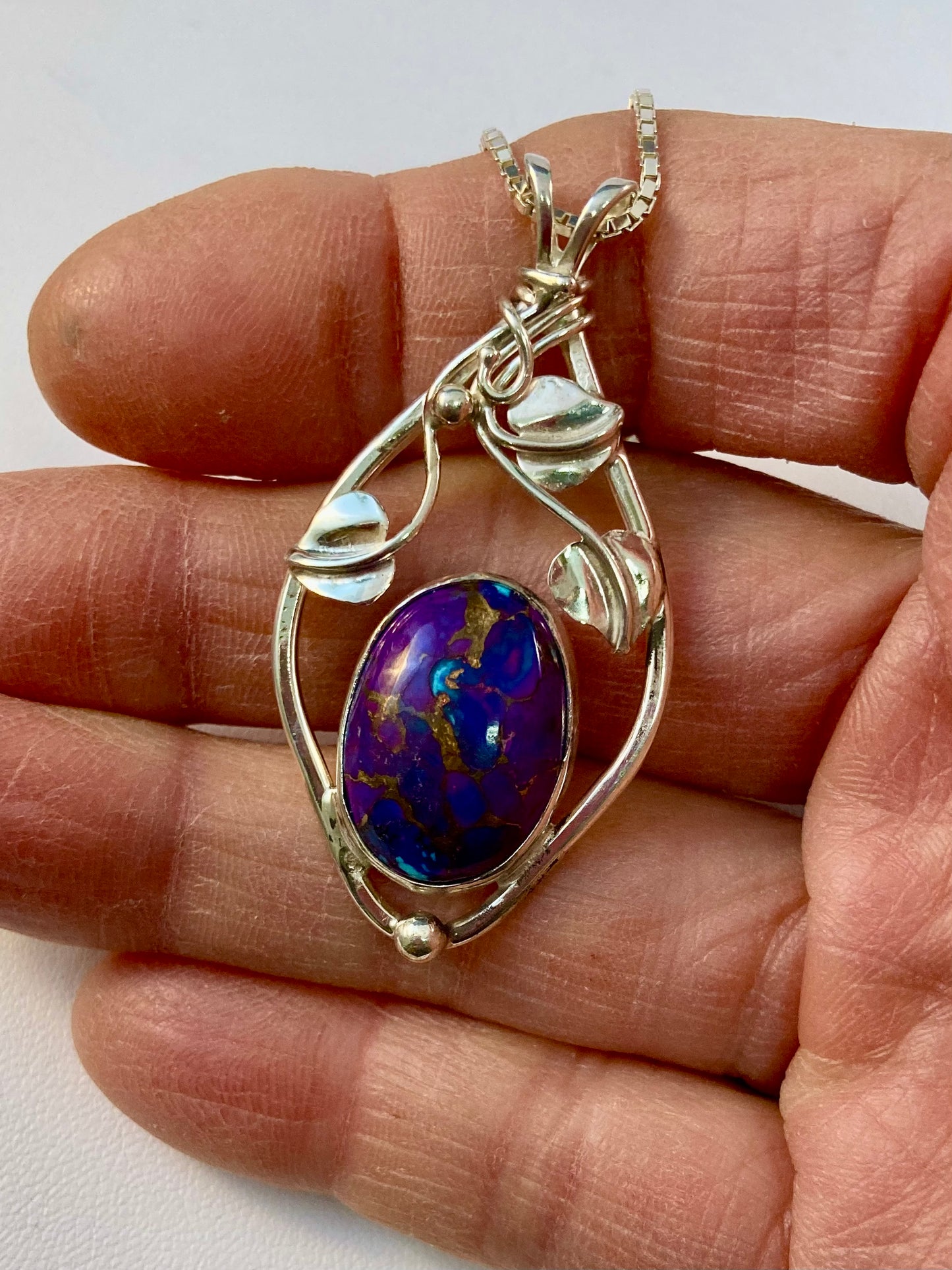 Mohave Turquoise 18X13 With 3 Leaves