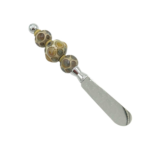 Beige spreader