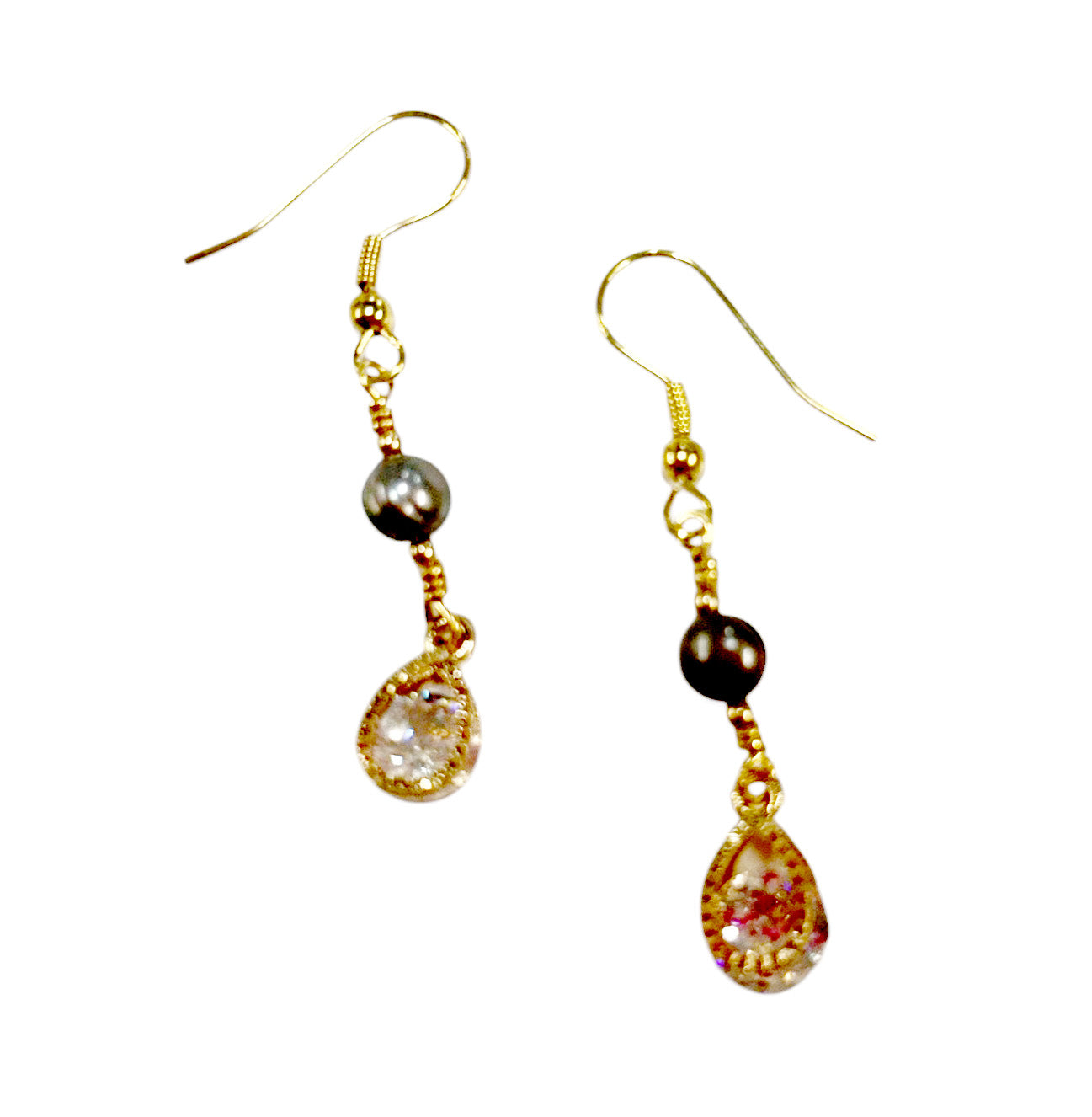 Pearls With Teardrop Crystal in Gold and Silver